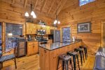 Blue Lake Cabin - Fully Equipped Kitchen